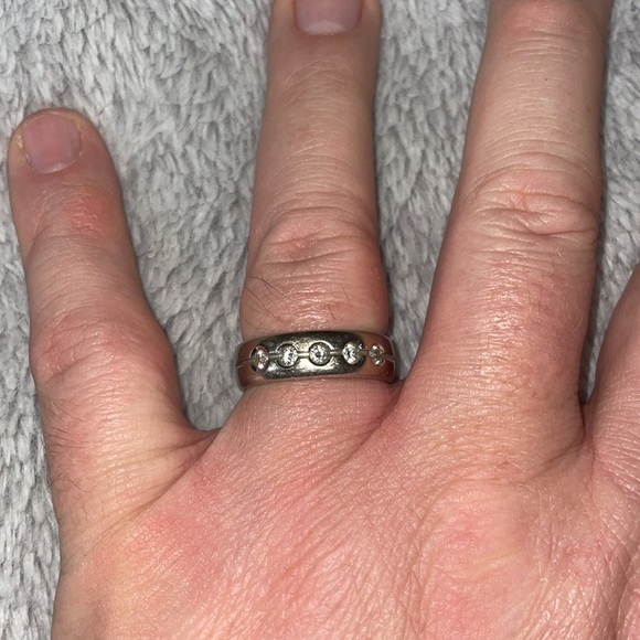 Men’s wedding band - Picture 5 of 5